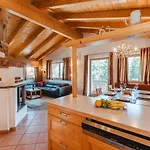 Hochkrimml 2 By Interhome 木屋