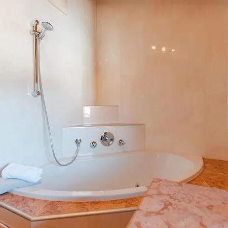 Hochkrimml 2 By Interhome Krimml